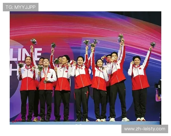 各级别冠亚季军陆续诞生，颁奖仪式表彰运动员优异成绩。